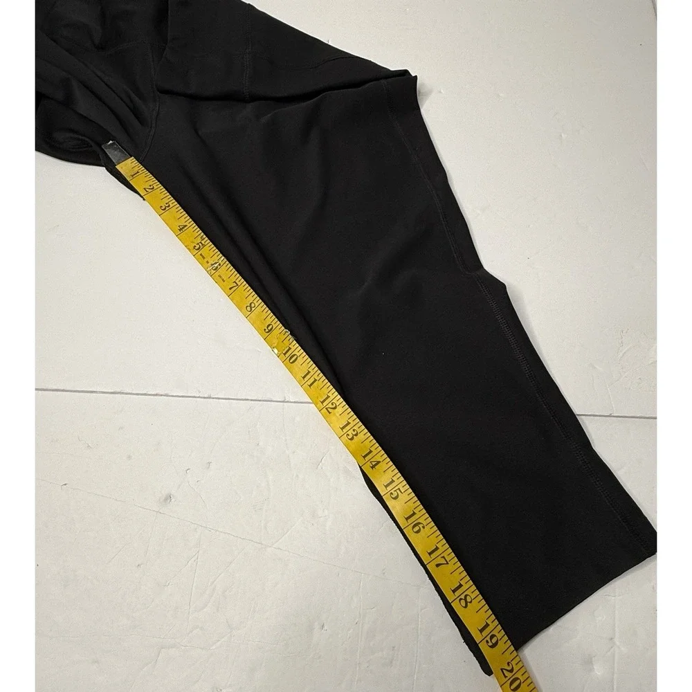 Nike Dri Fit Womens Size XL Black Capri Leggings Yoga Workout Athleisure Walk